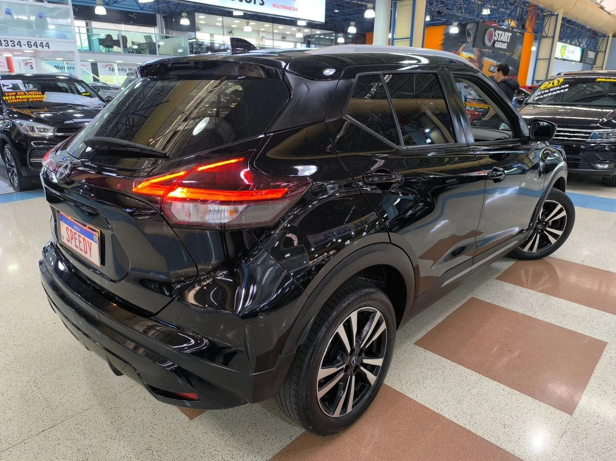 NISSAN KICKS
