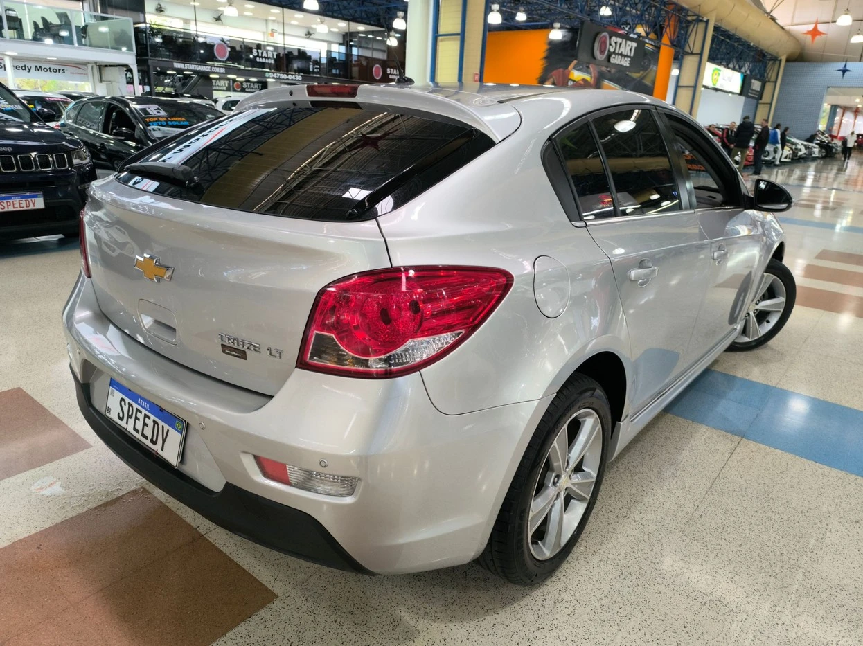 CHEVROLET CRUZE