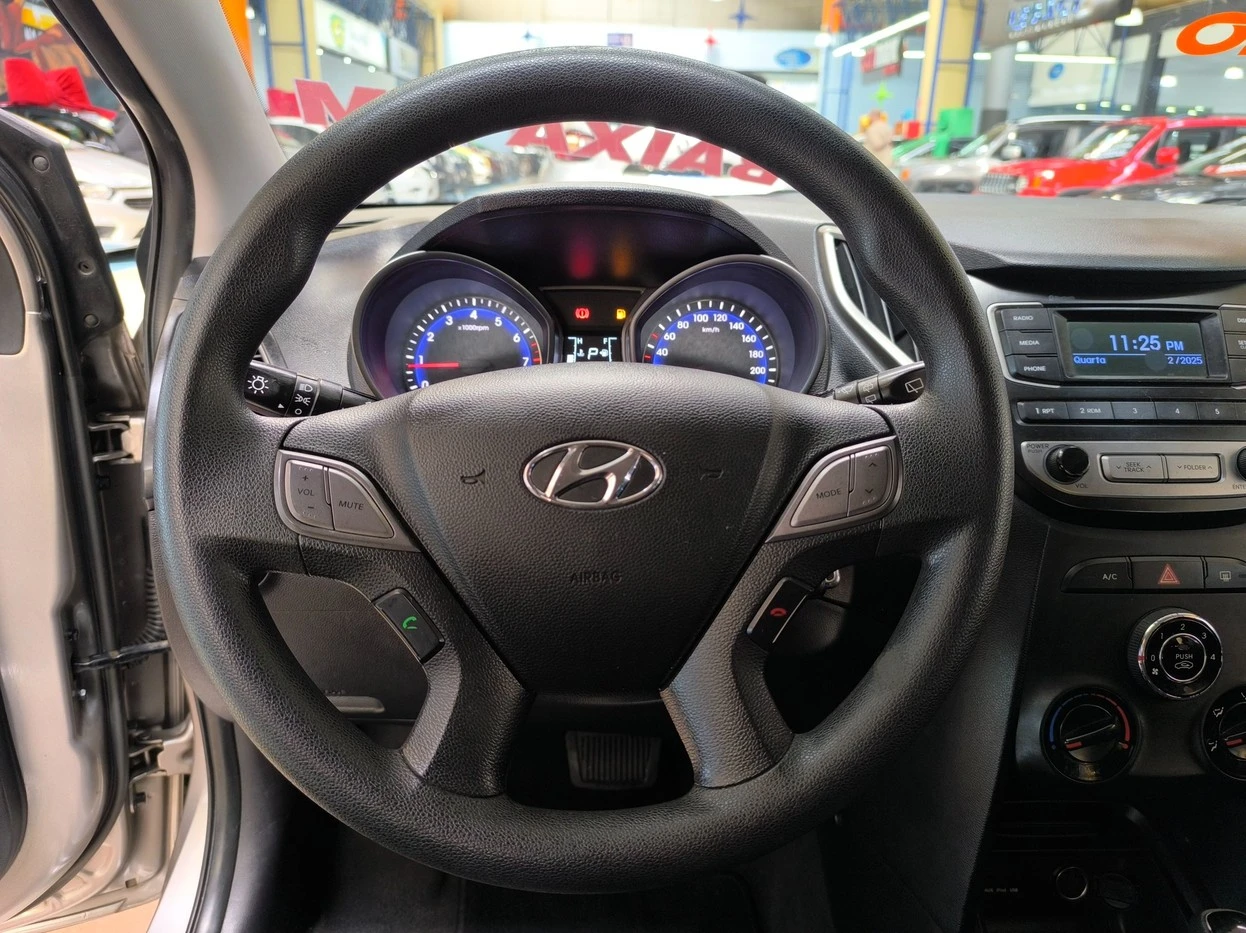 HYUNDAI HB20