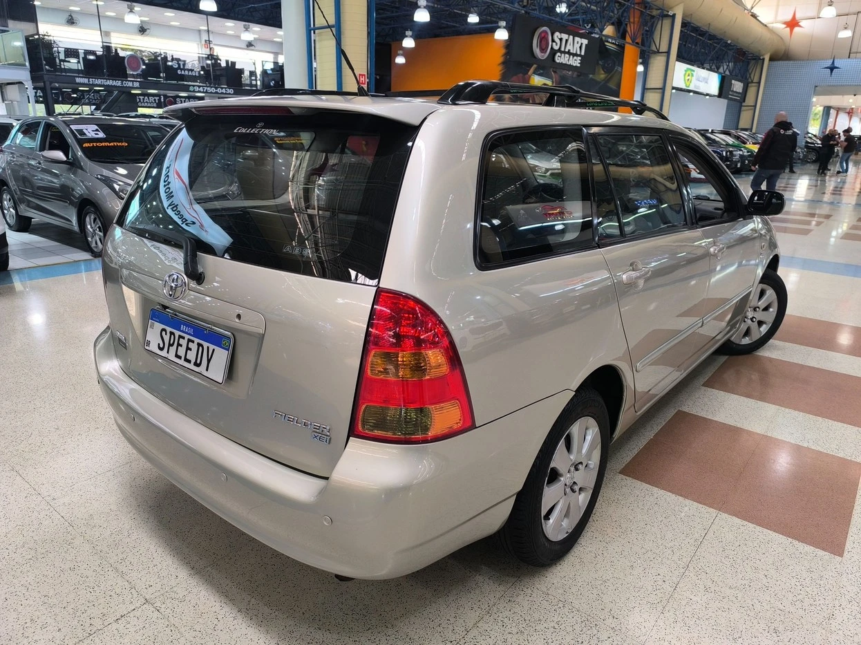TOYOTA FIELDER