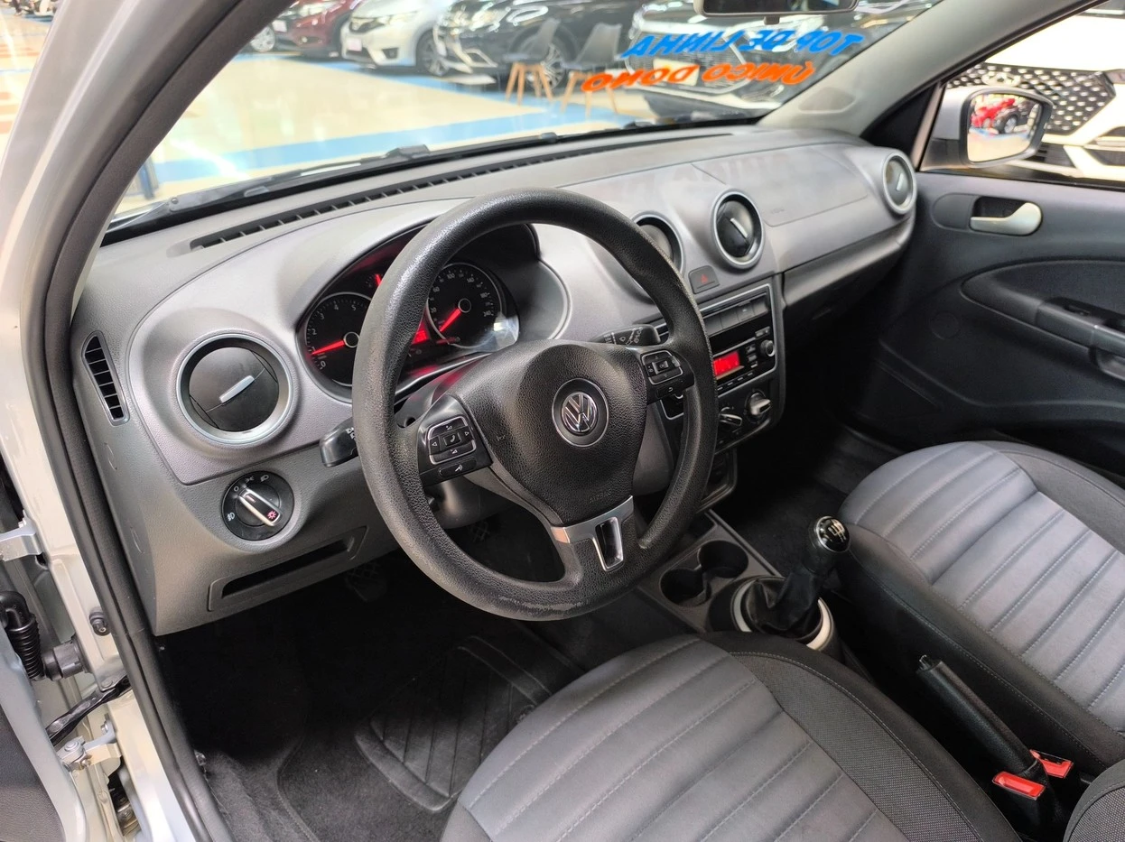 VOLKSWAGEN GOL