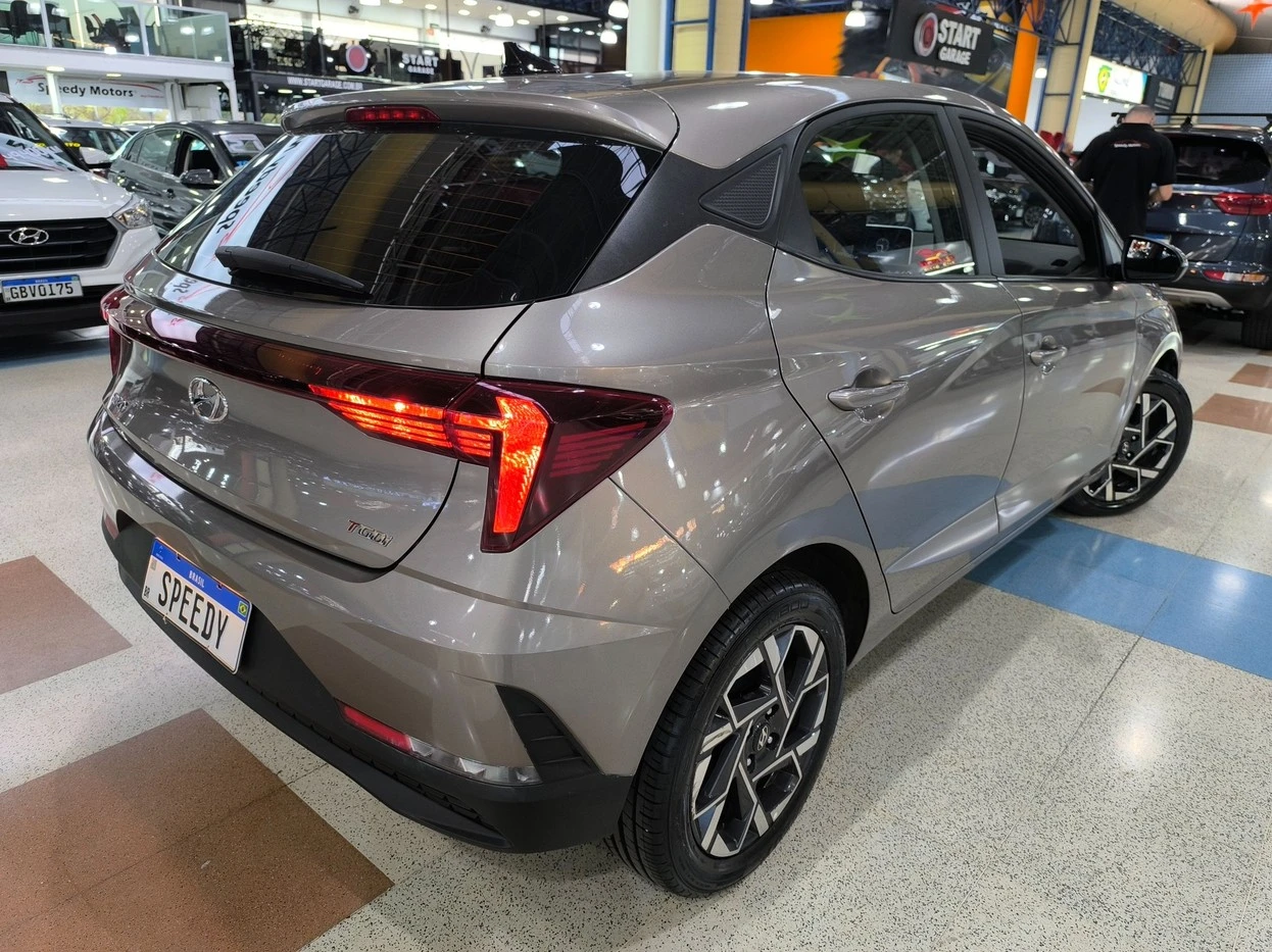 HYUNDAI HB20