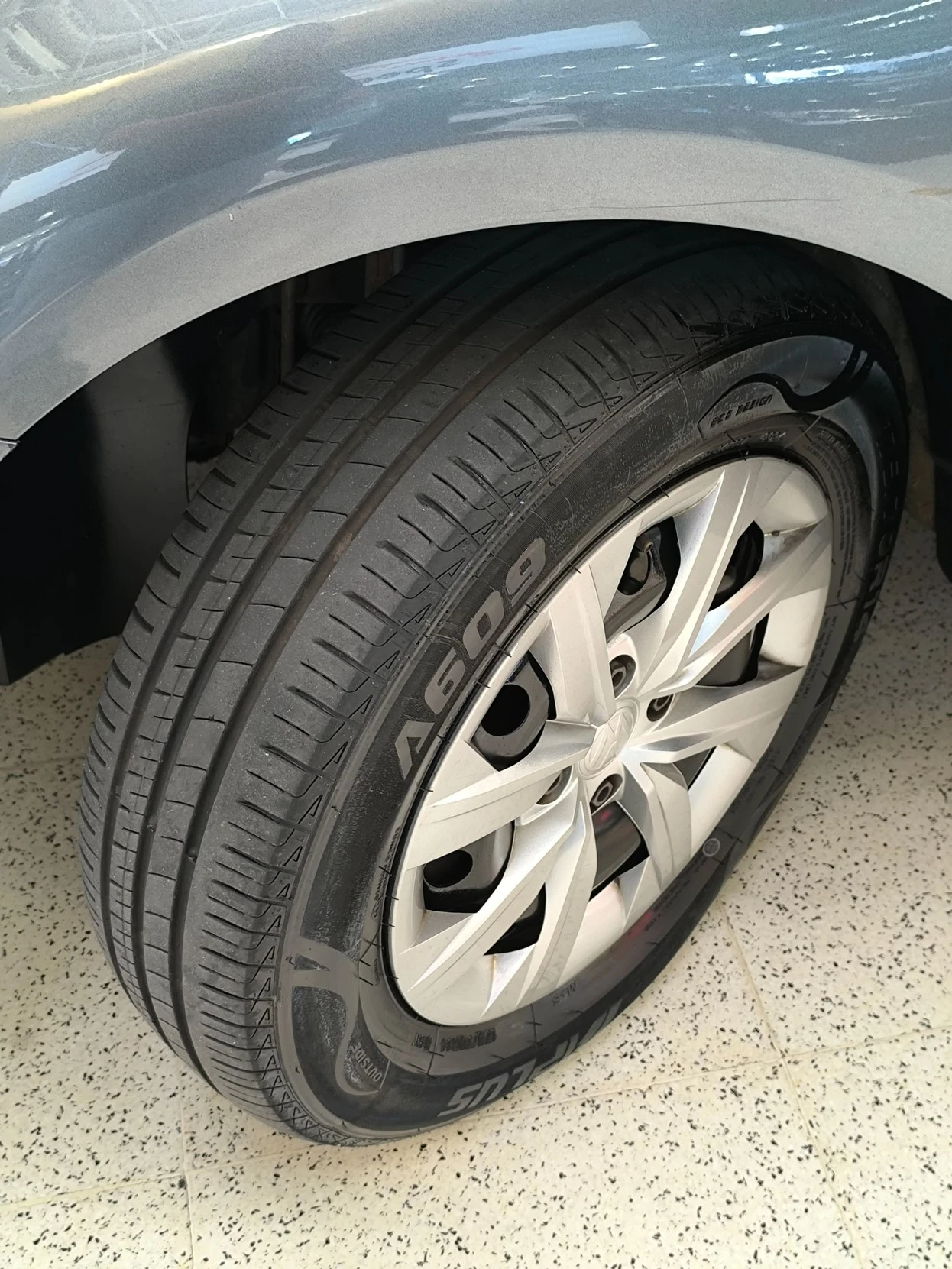 VOLKSWAGEN GOL