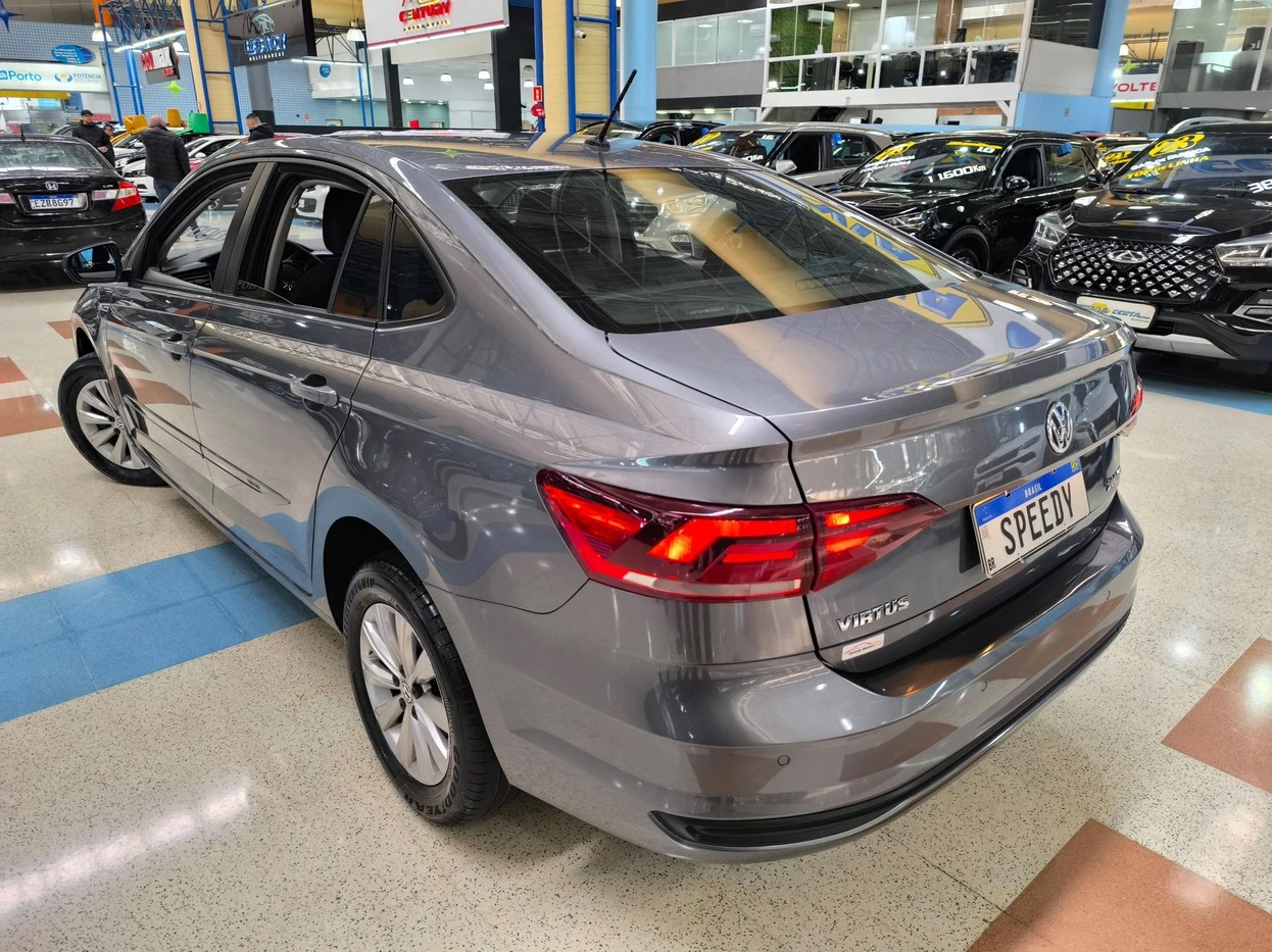 VOLKSWAGEN VIRTUS