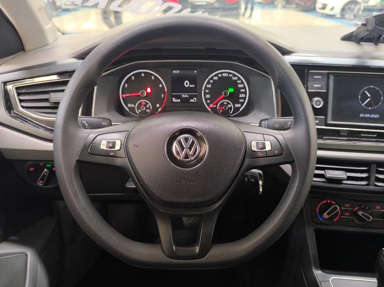 VOLKSWAGEN VIRTUS