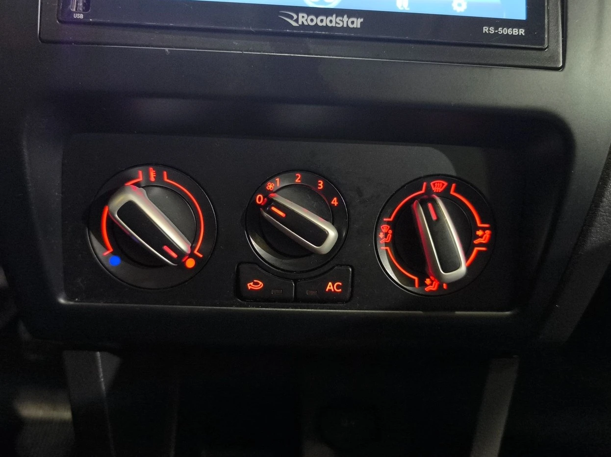 VOLKSWAGEN FOX