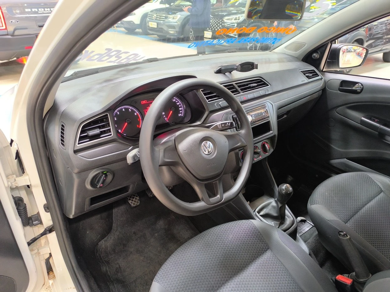 VOLKSWAGEN VOYAGE