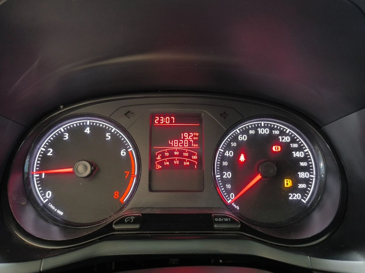VOLKSWAGEN VOYAGE