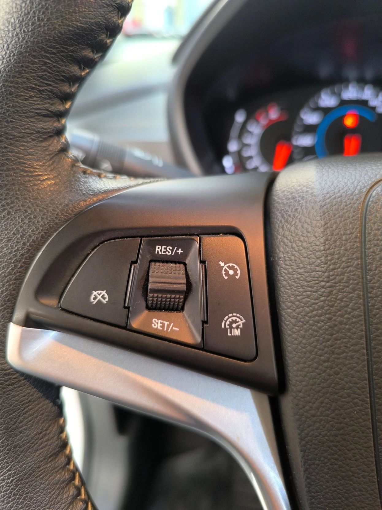 CHEVROLET SPIN