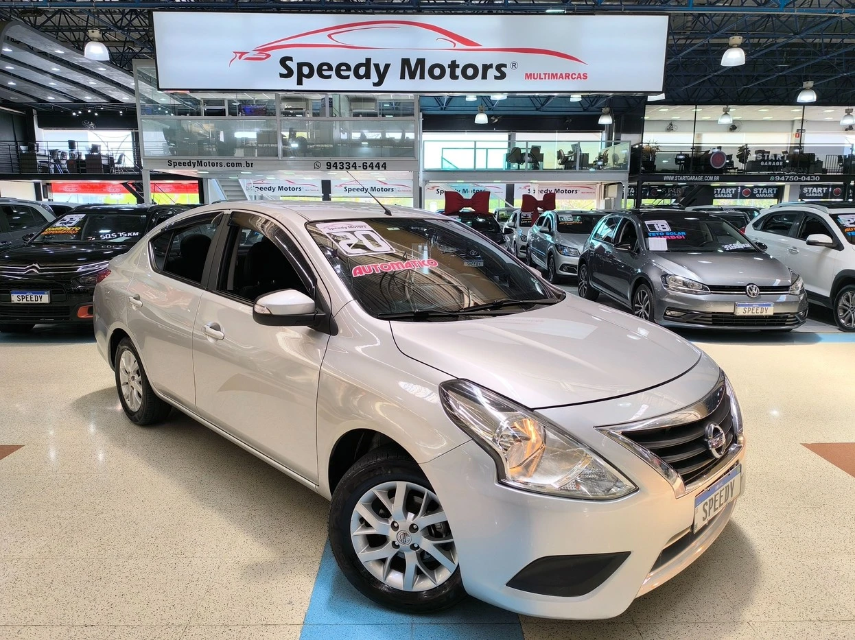 NISSAN VERSA