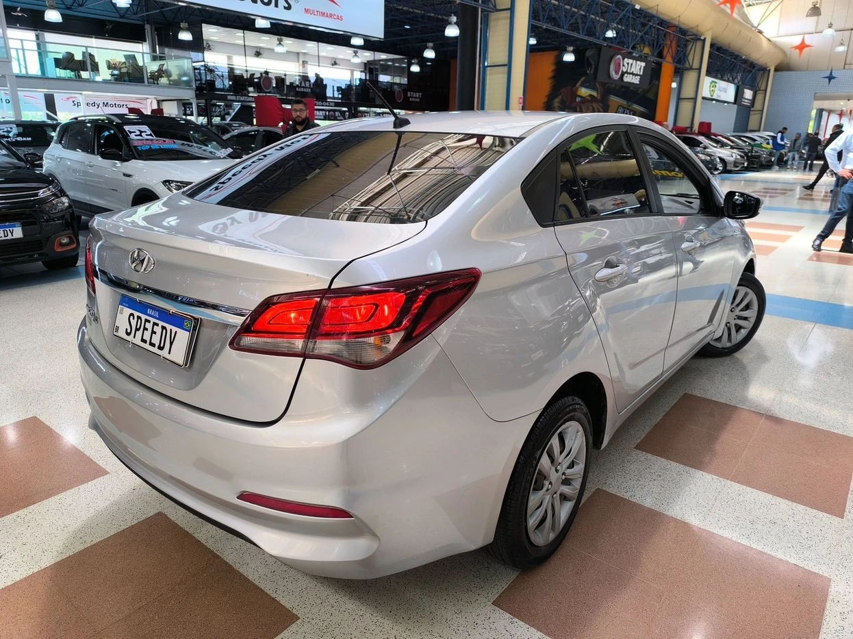 HYUNDAI HB20S