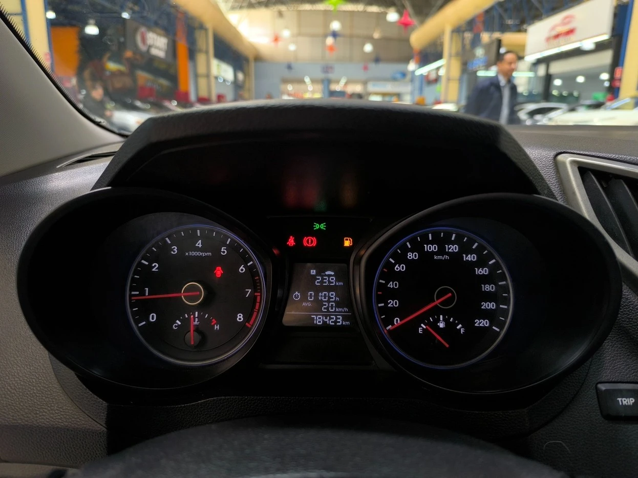HYUNDAI HB20S