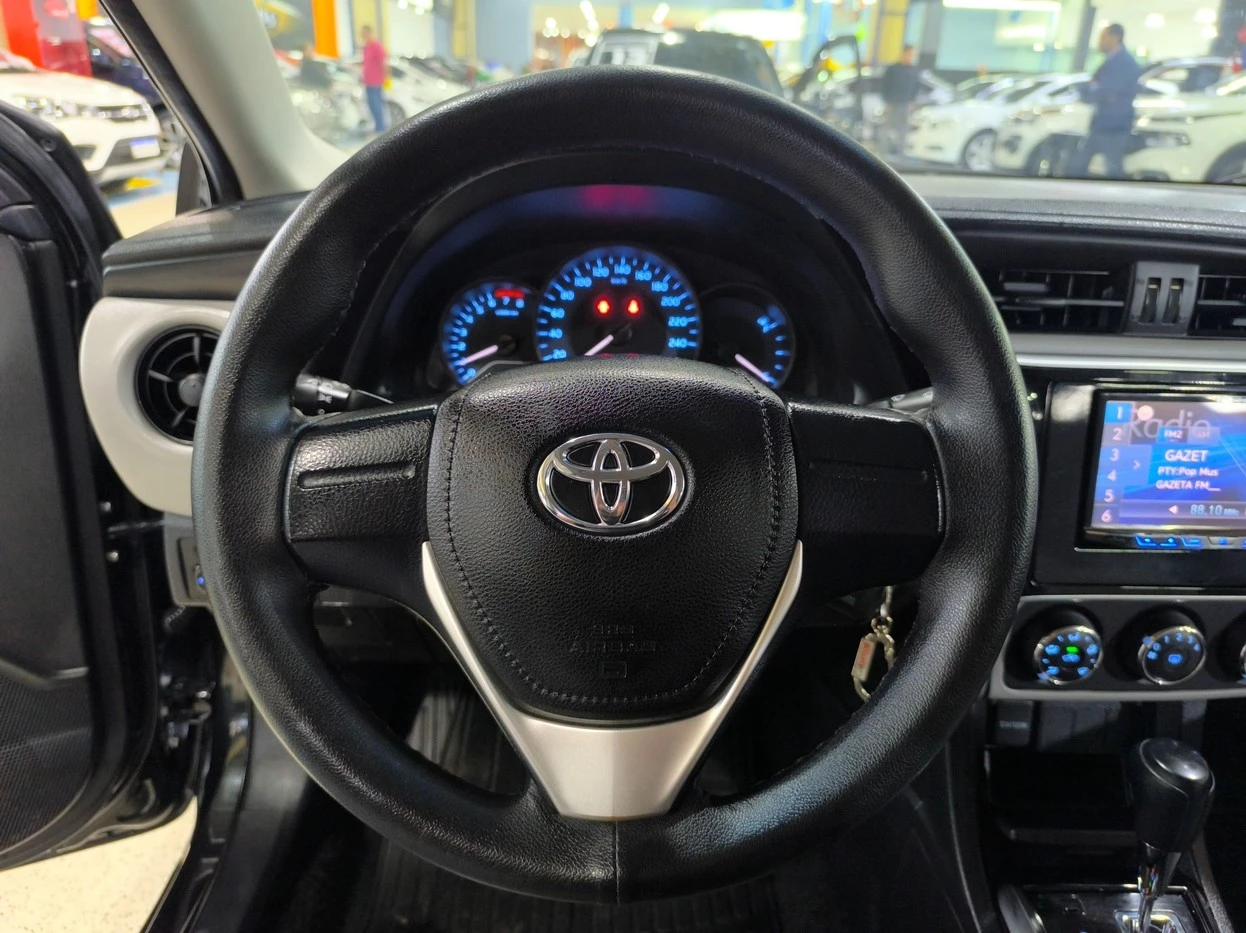 TOYOTA COROLLA