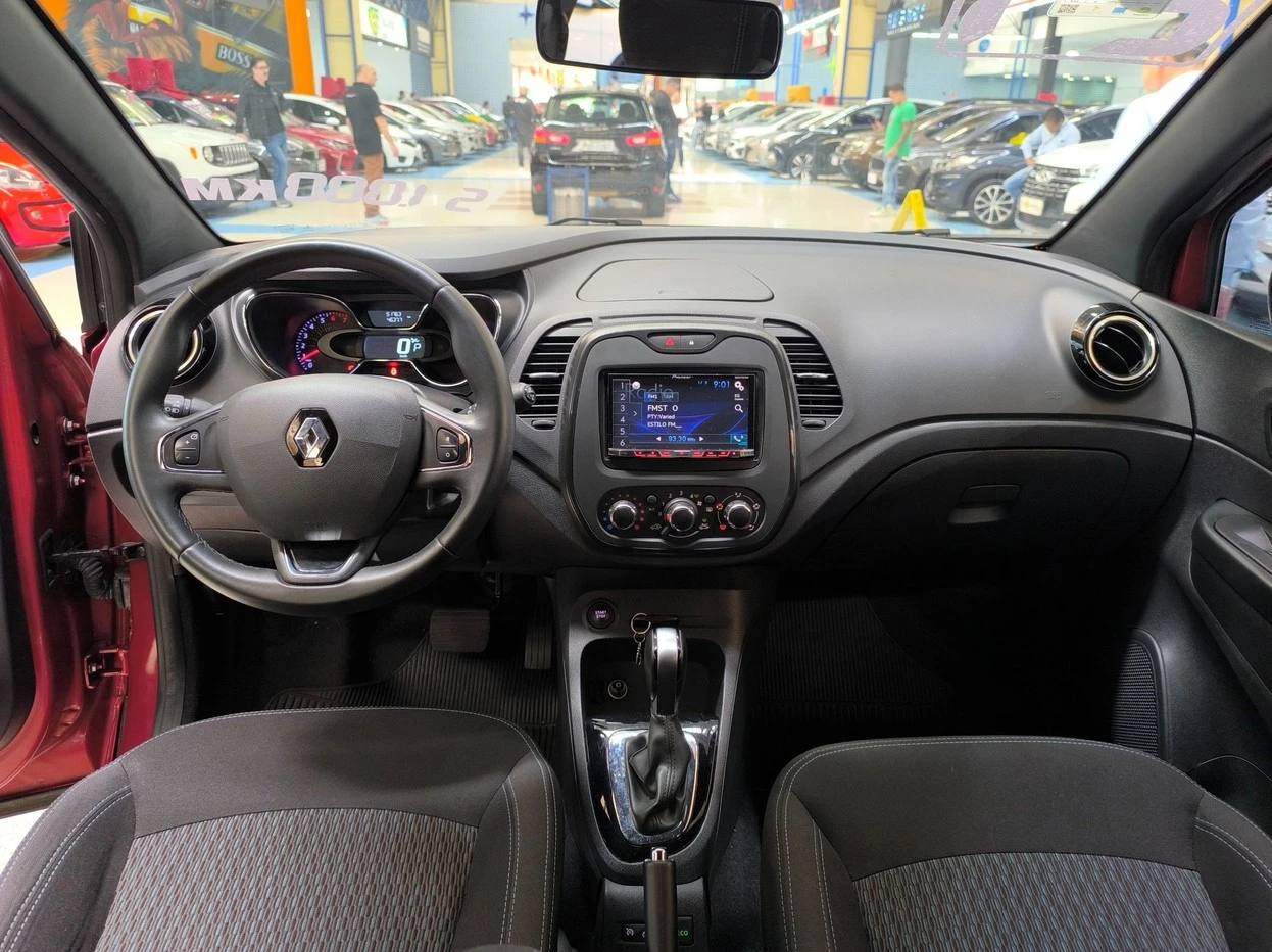 RENAULT CAPTUR