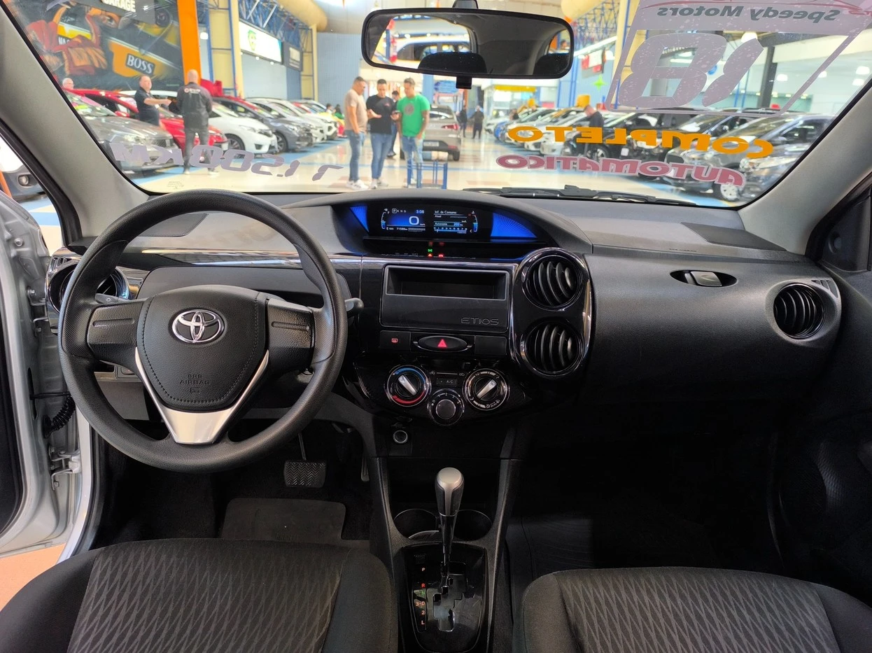TOYOTA ETIOS