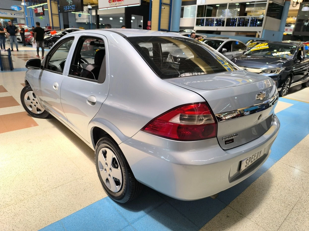 CHEVROLET PRISMA