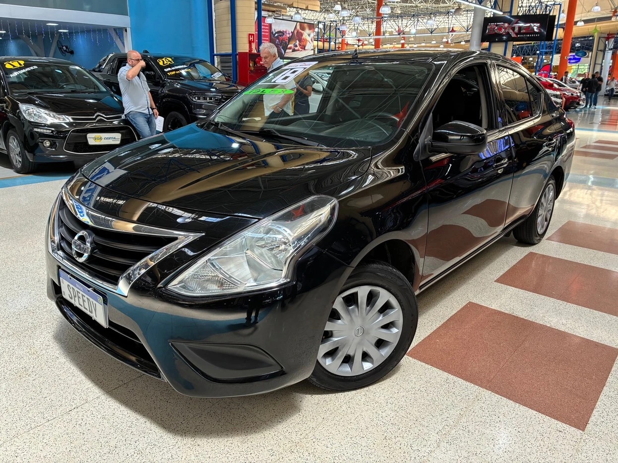 NISSAN VERSA