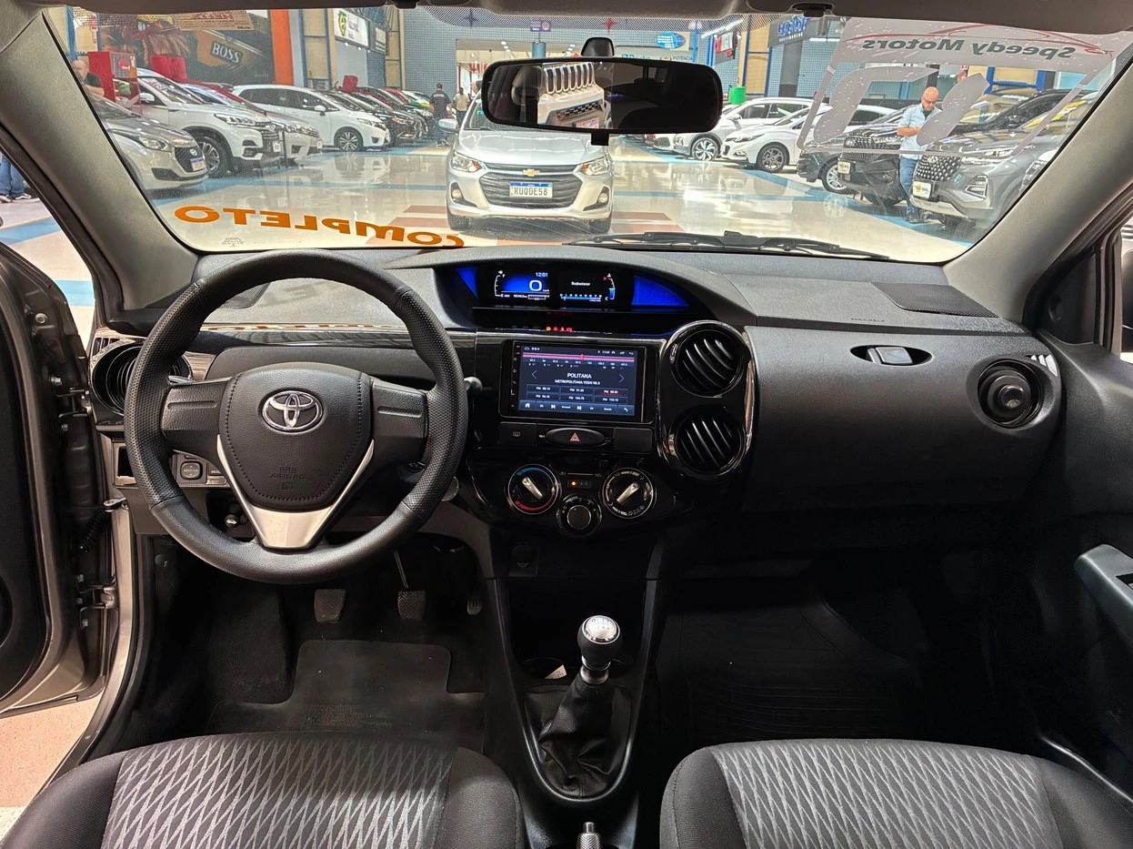 TOYOTA ETIOS
