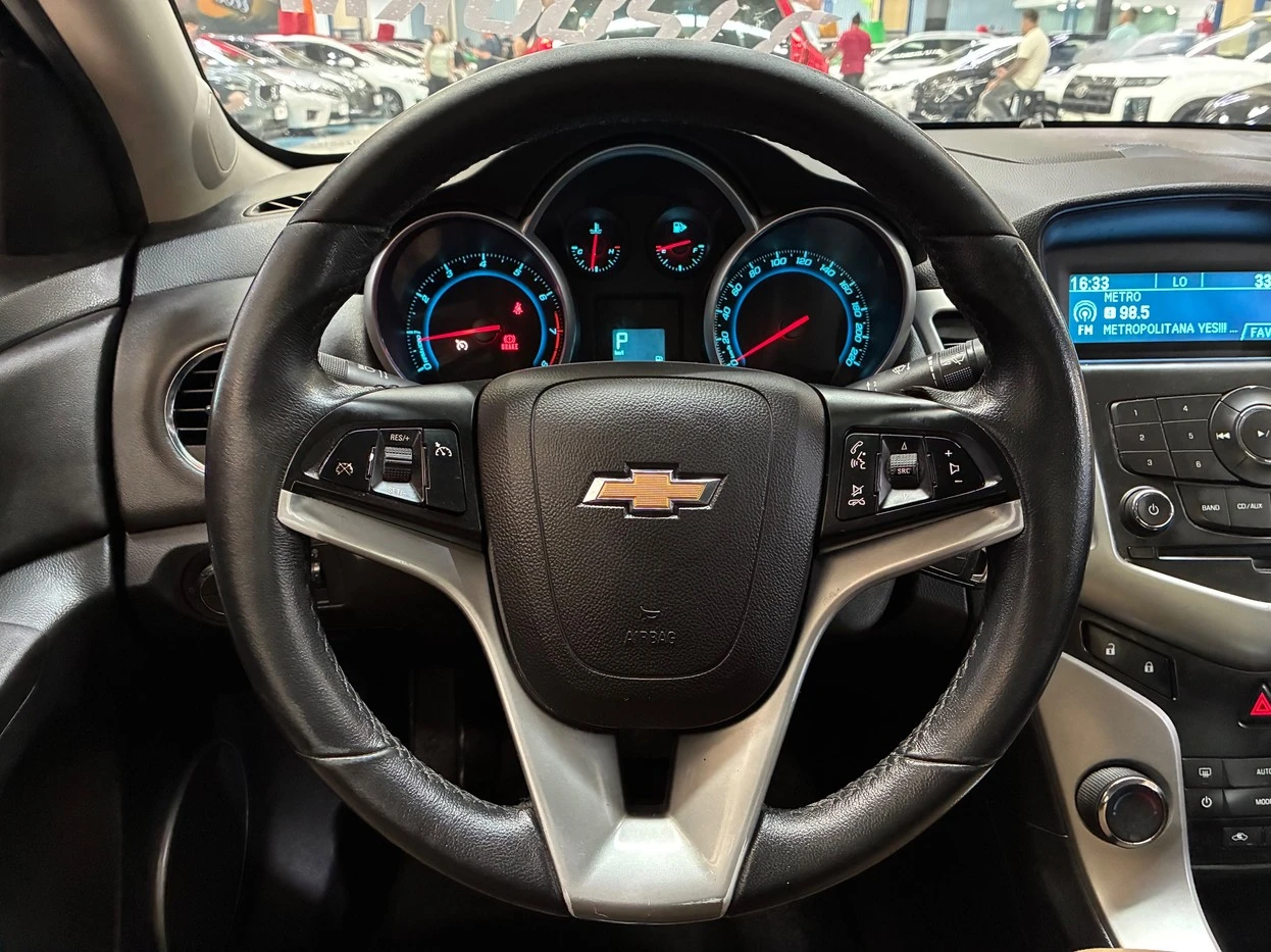 CHEVROLET CRUZE