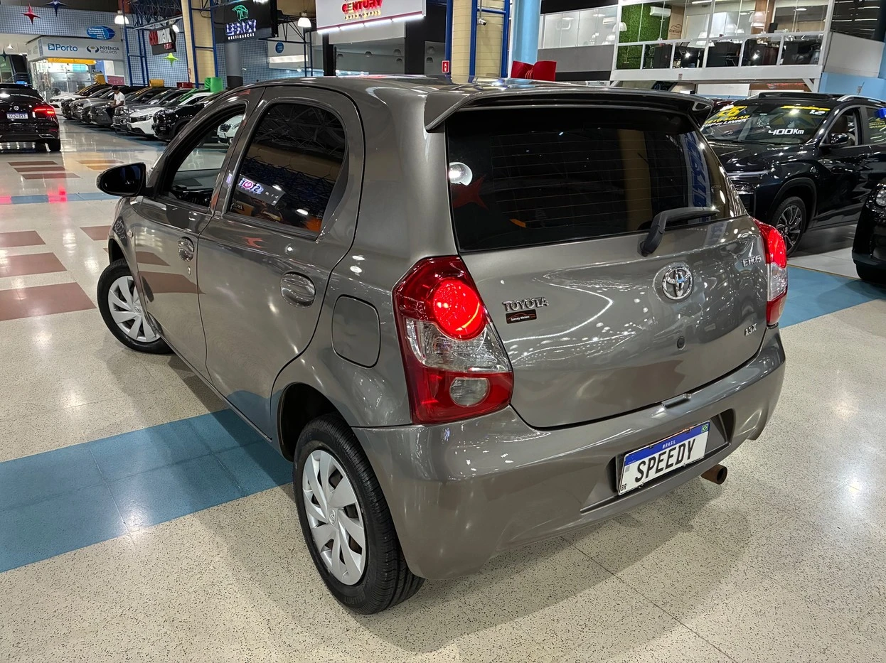 TOYOTA ETIOS