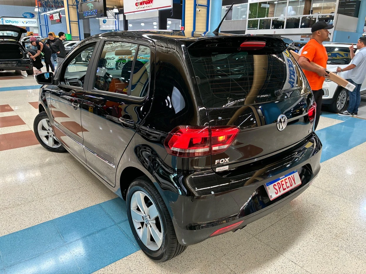 VOLKSWAGEN FOX