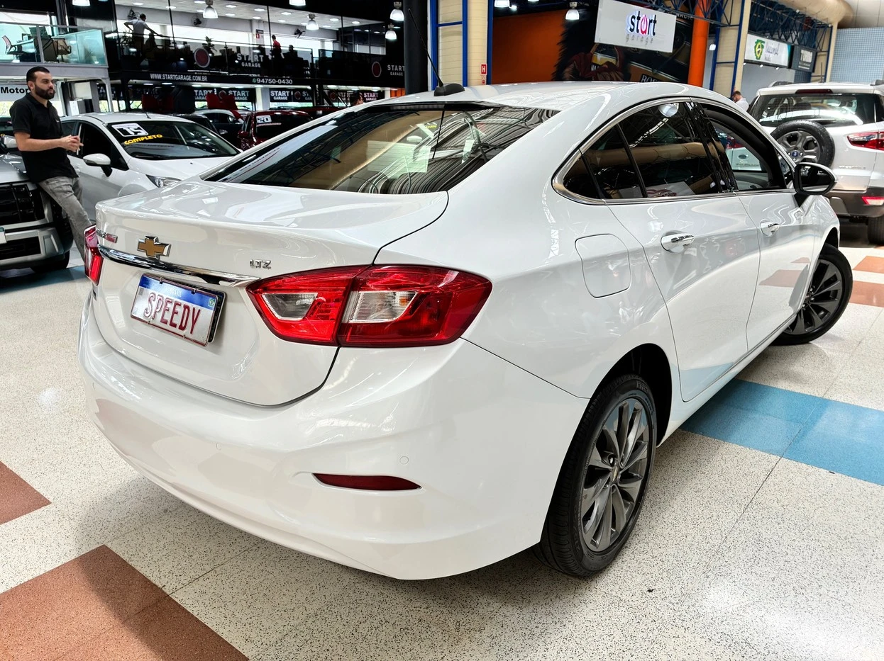 CHEVROLET CRUZE