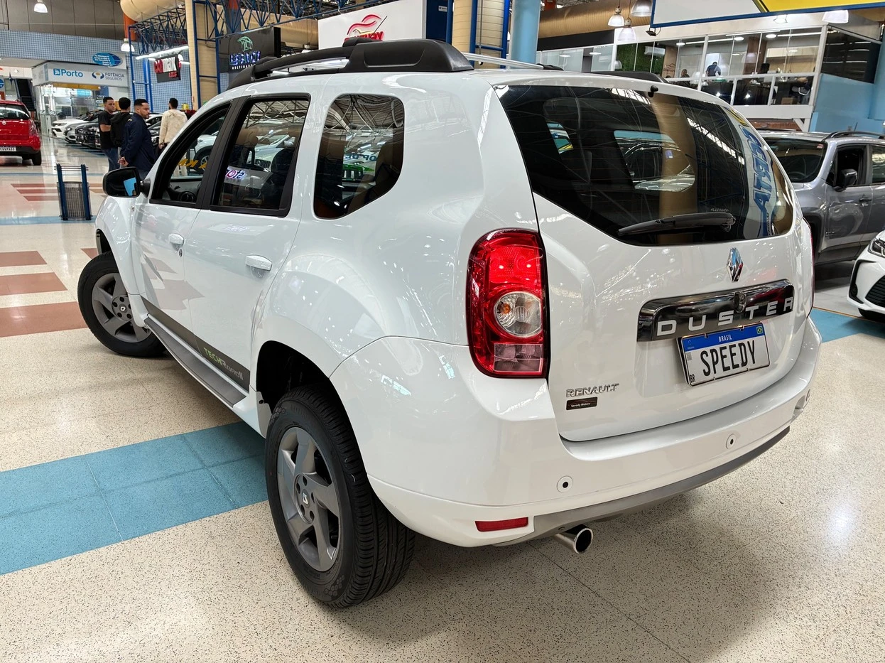 RENAULT DUSTER