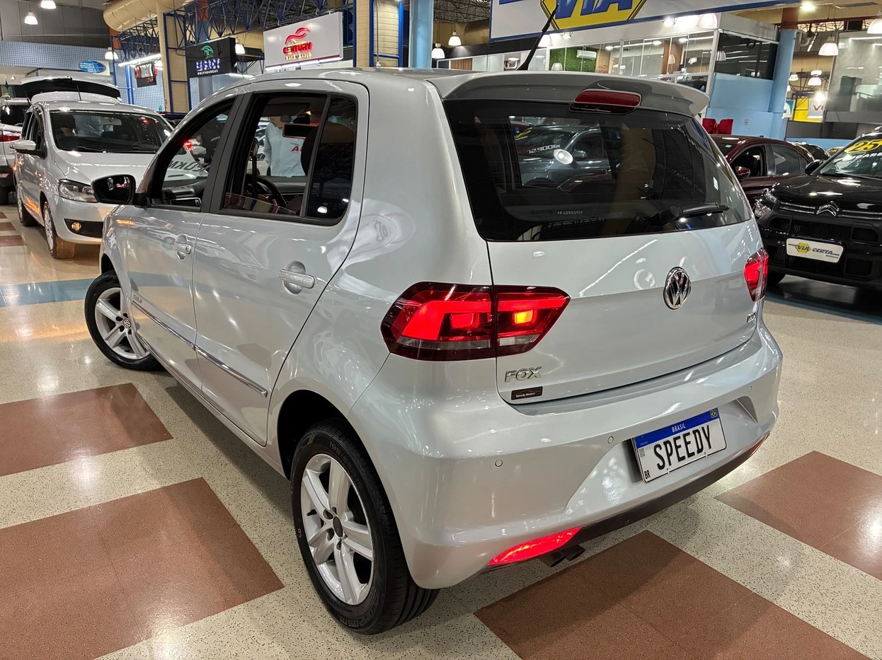 VOLKSWAGEN FOX