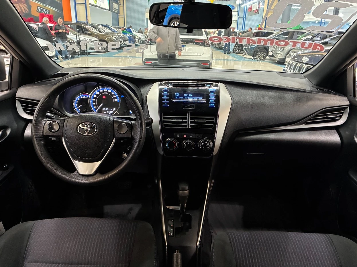 TOYOTA YARIS