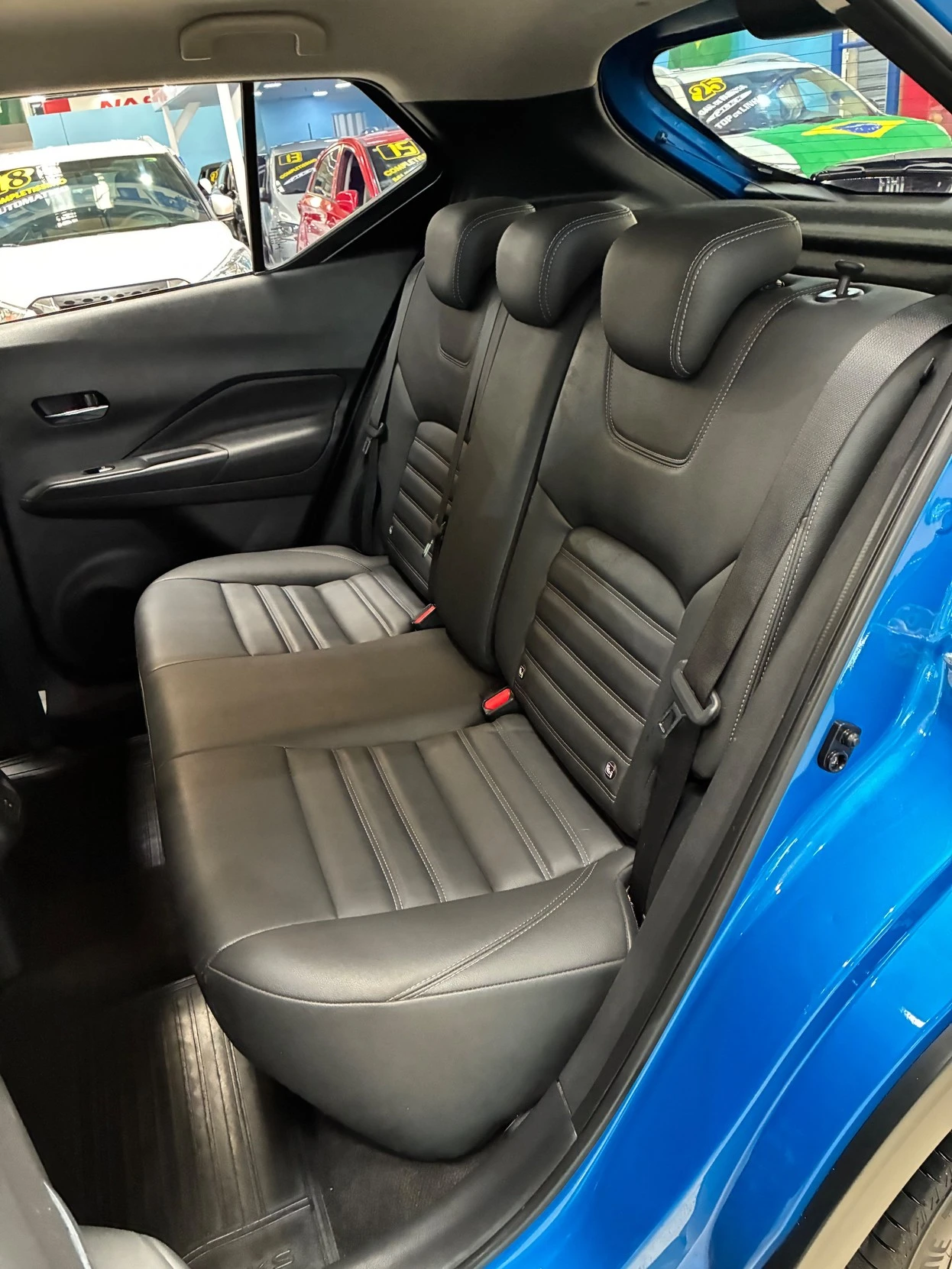 NISSAN KICKS