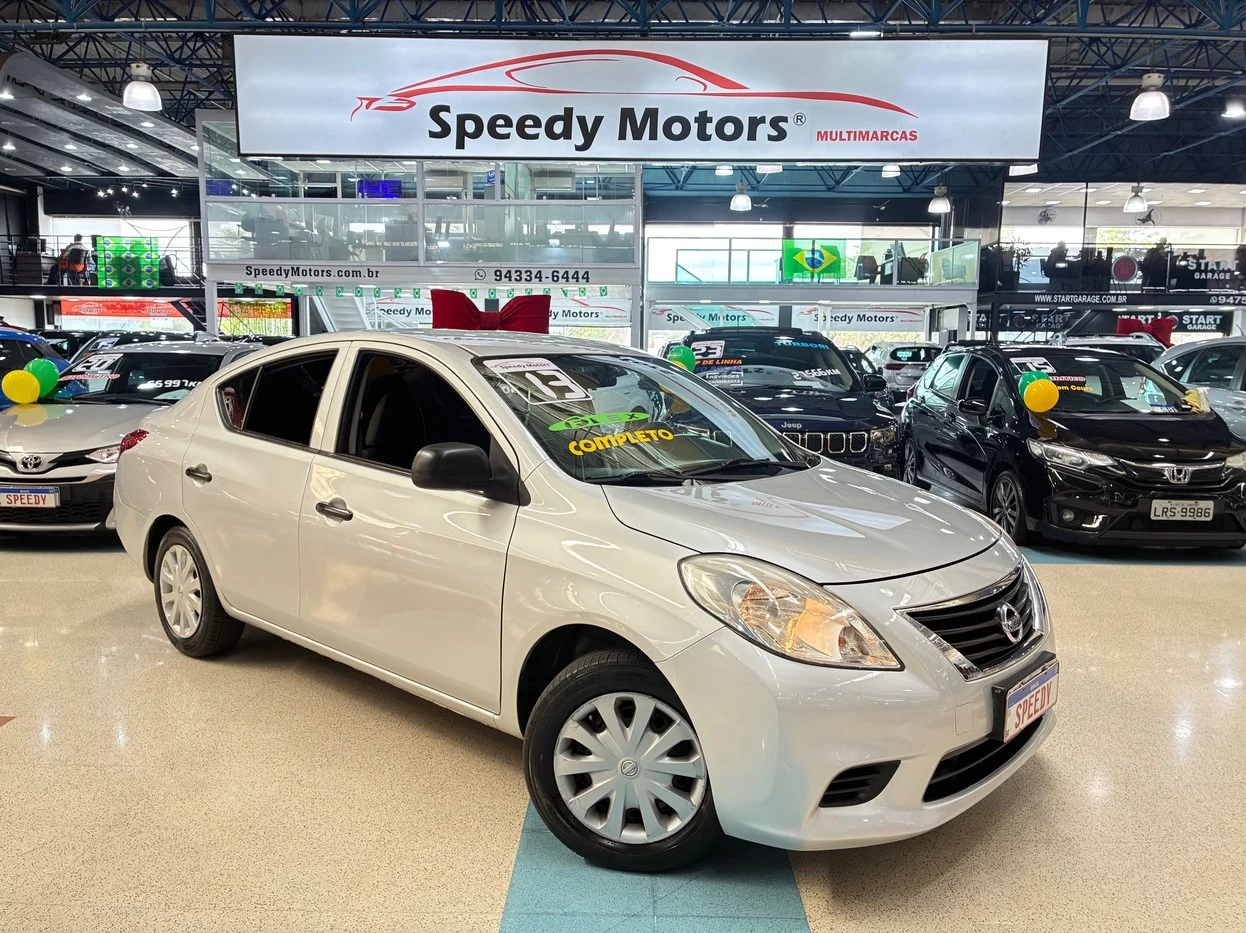 NISSAN VERSA