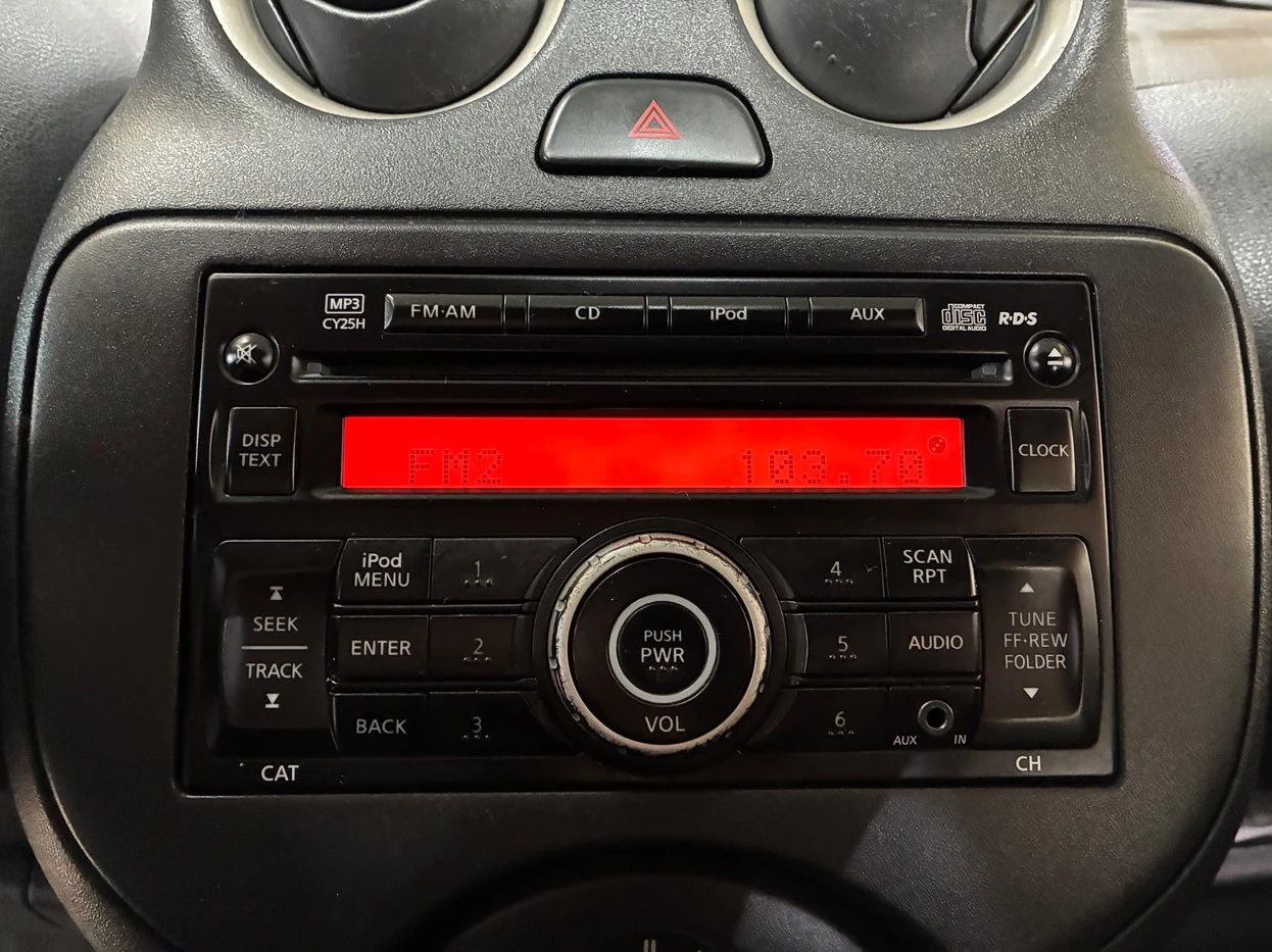 NISSAN VERSA