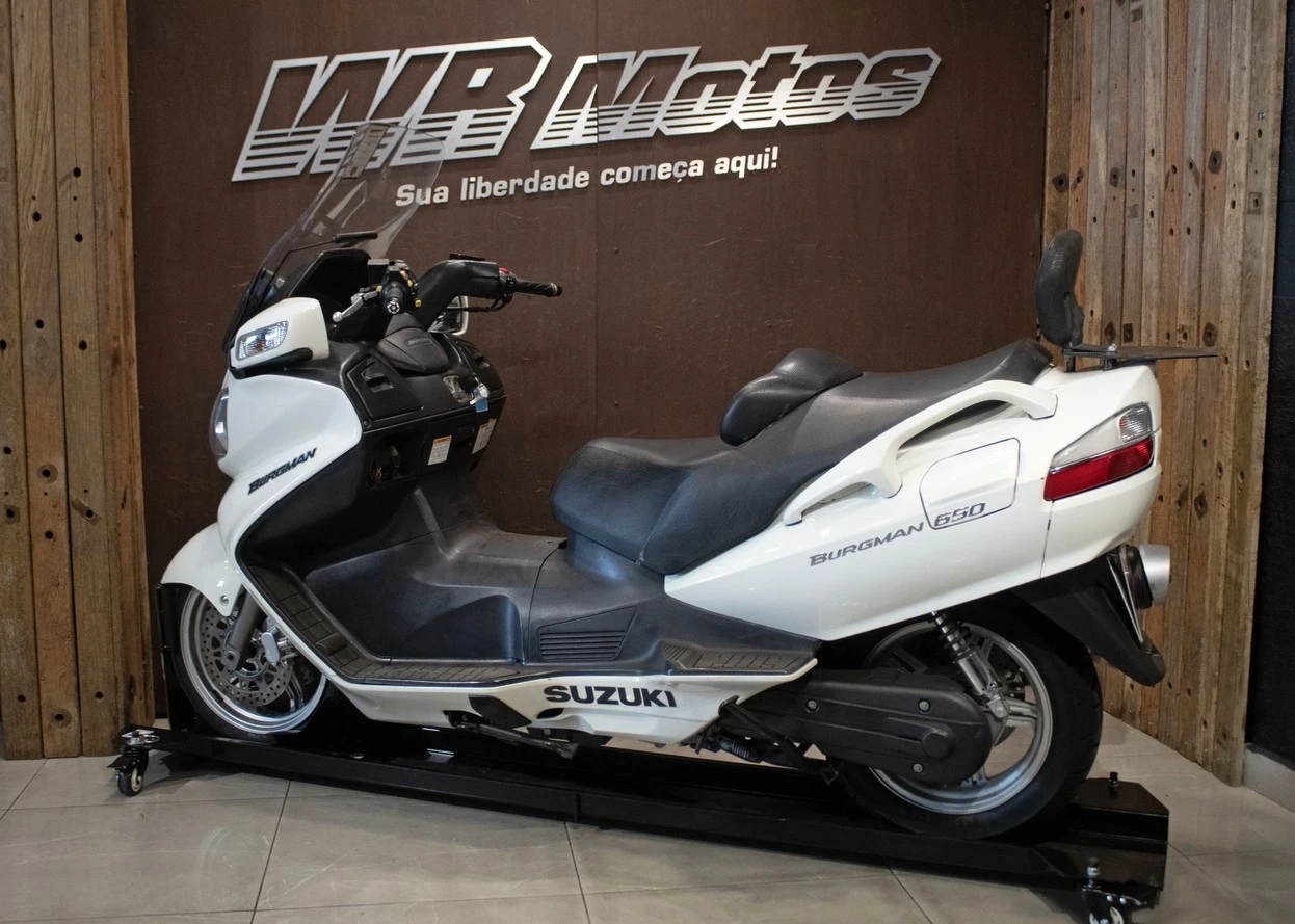 SUZUKI BURGMAN 650