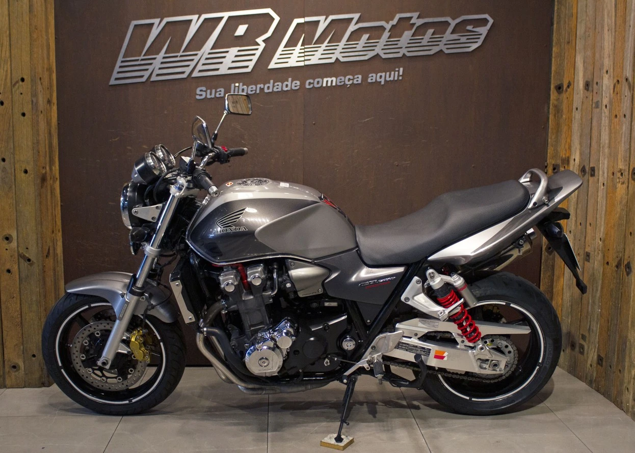 HONDA CB 1300 F SUPER FOUR