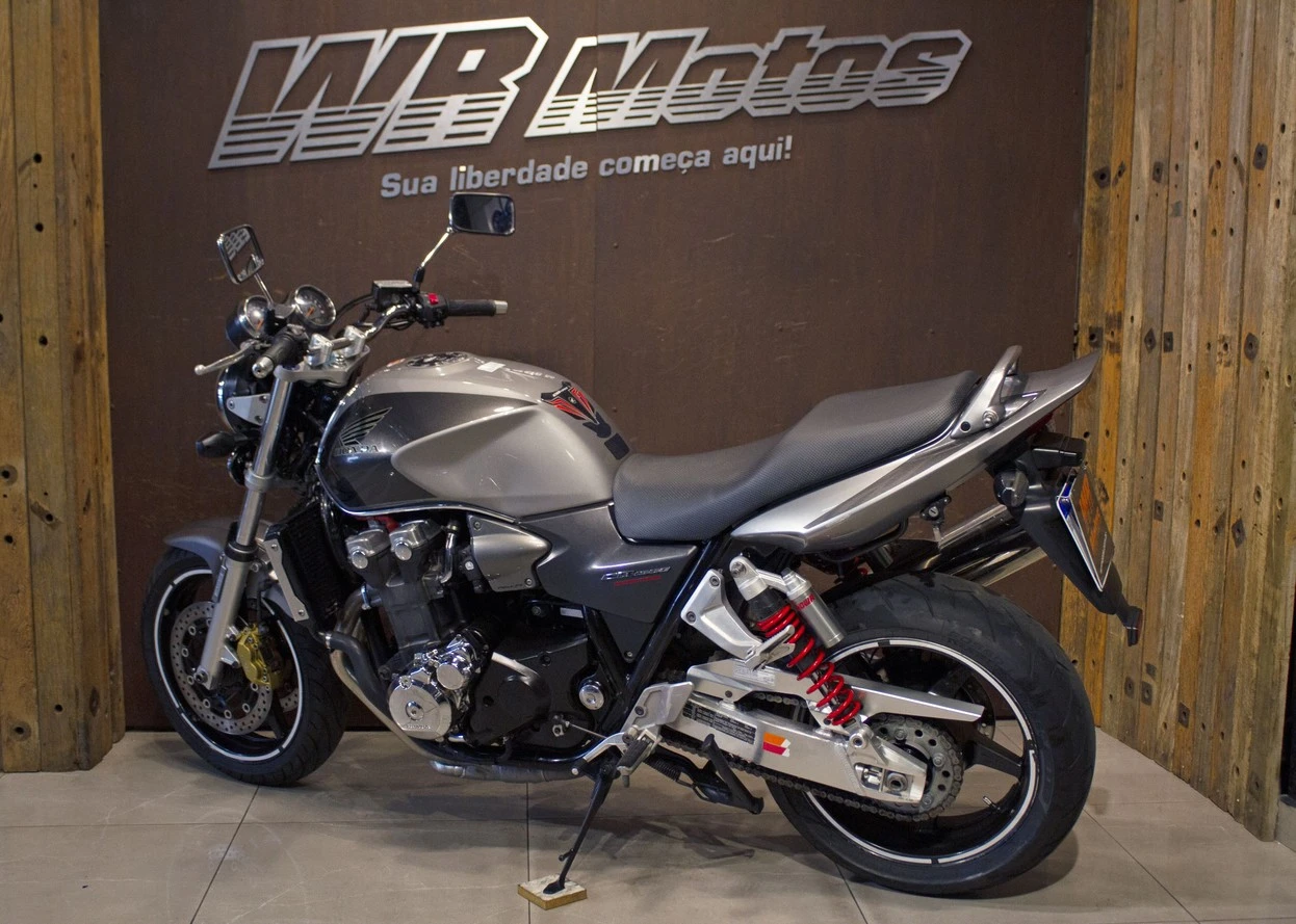 HONDA CB 1300 F SUPER FOUR