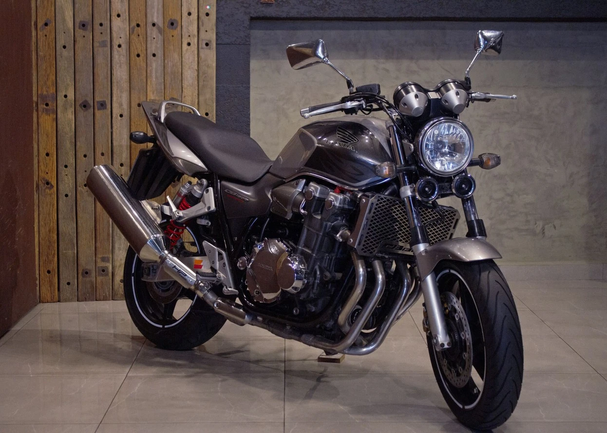 HONDA CB 1300 F SUPER FOUR