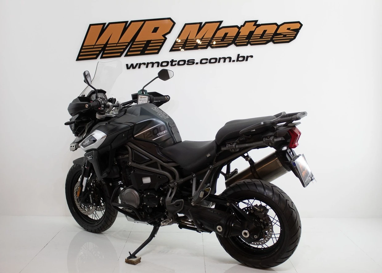 TRIUMPH TIGER 1200 XCA