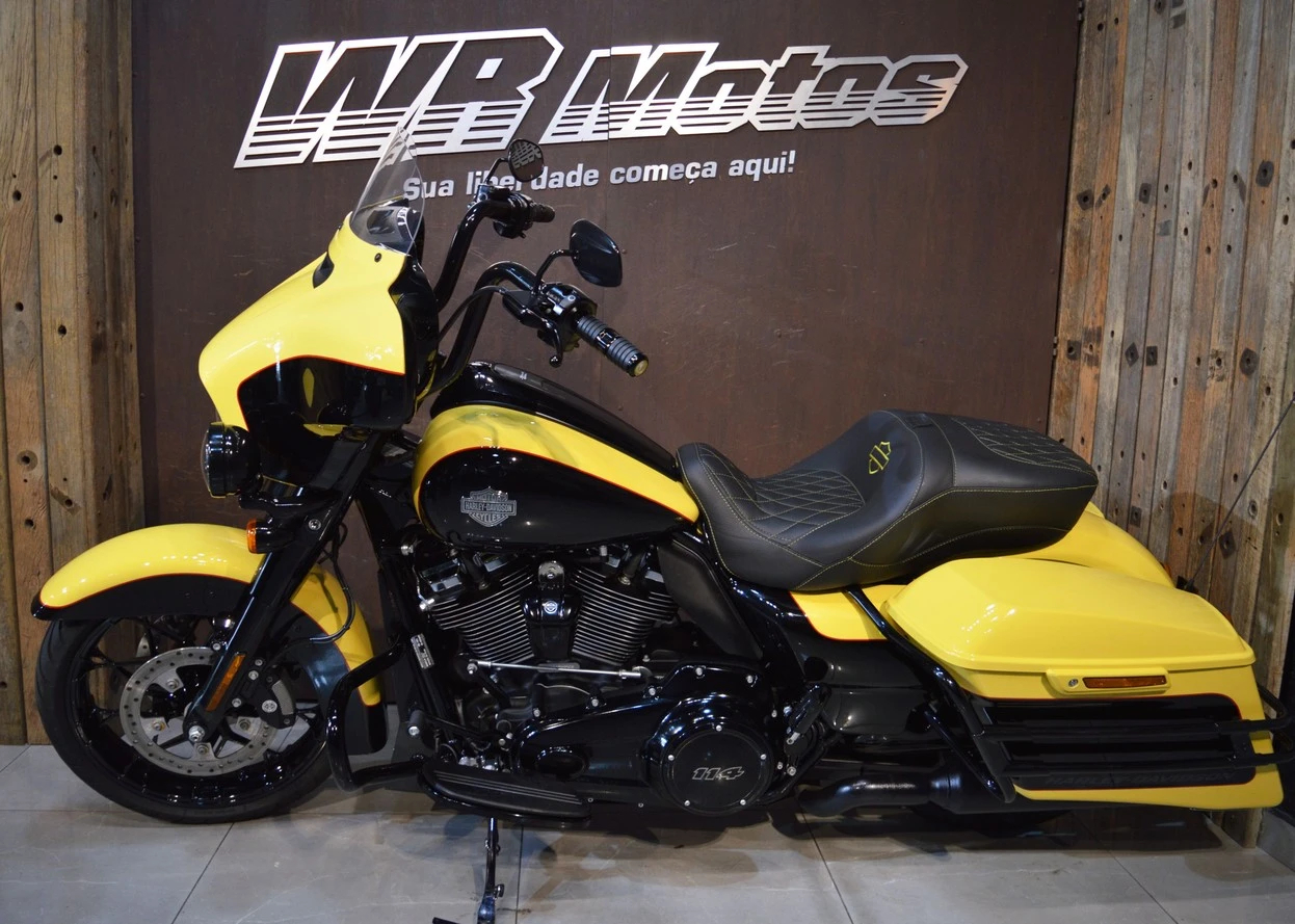 HARLEY-DAVIDSON STREET GLIDE SPECIAL