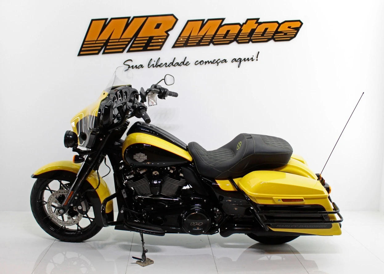 HARLEY-DAVIDSON STREET GLIDE SPECIAL