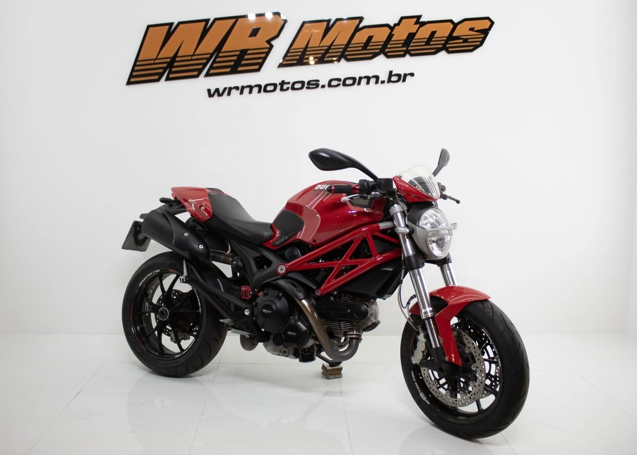 DUCATI MONSTER 796