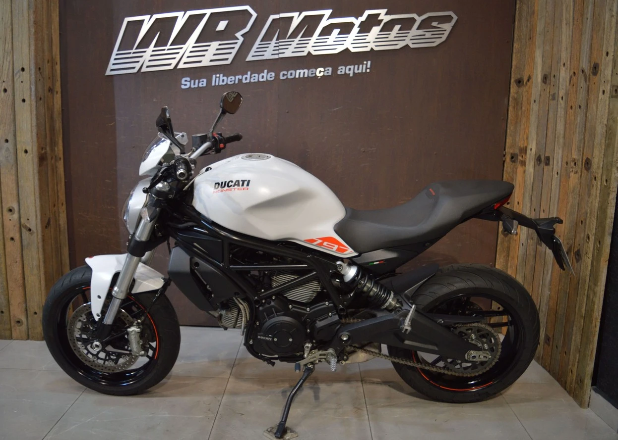 DUCATI MONSTER 797