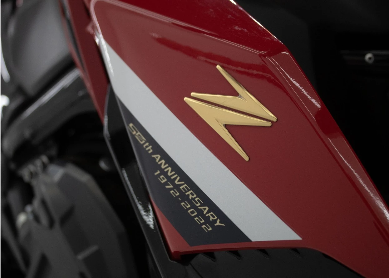KAWASAKI Z900
