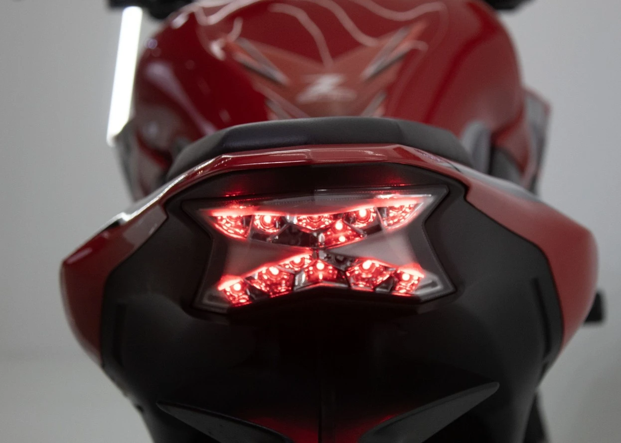 KAWASAKI Z900