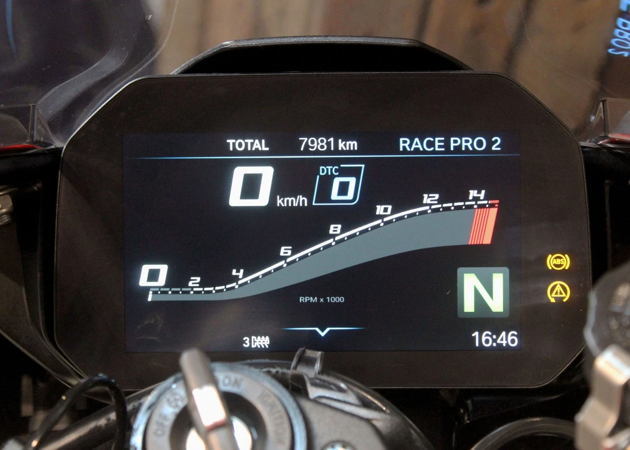 BMW S 1000 RR