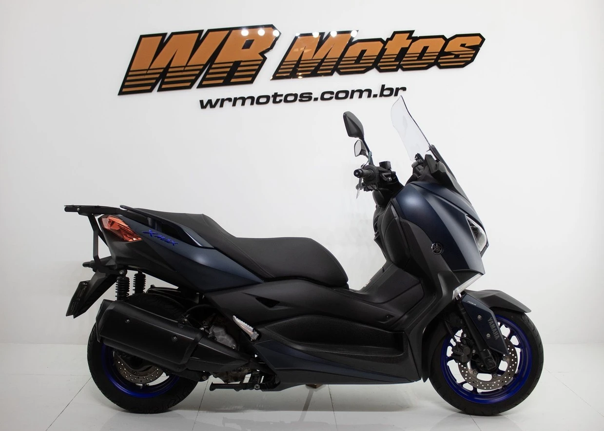 YAMAHA XMAX ABS