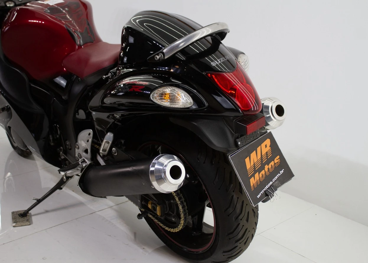 SUZUKI GSX 1300 RAZ HAYABUSA