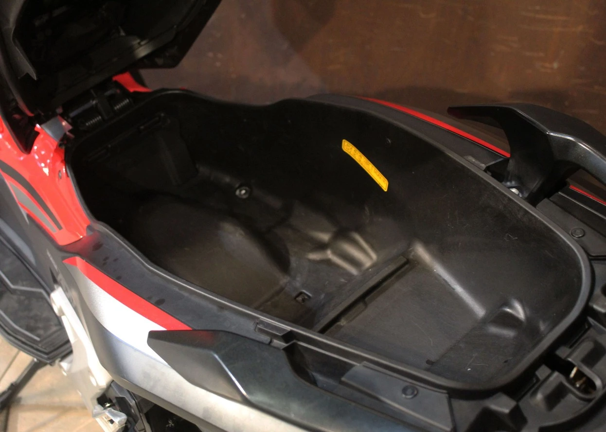 HONDA ADV 150