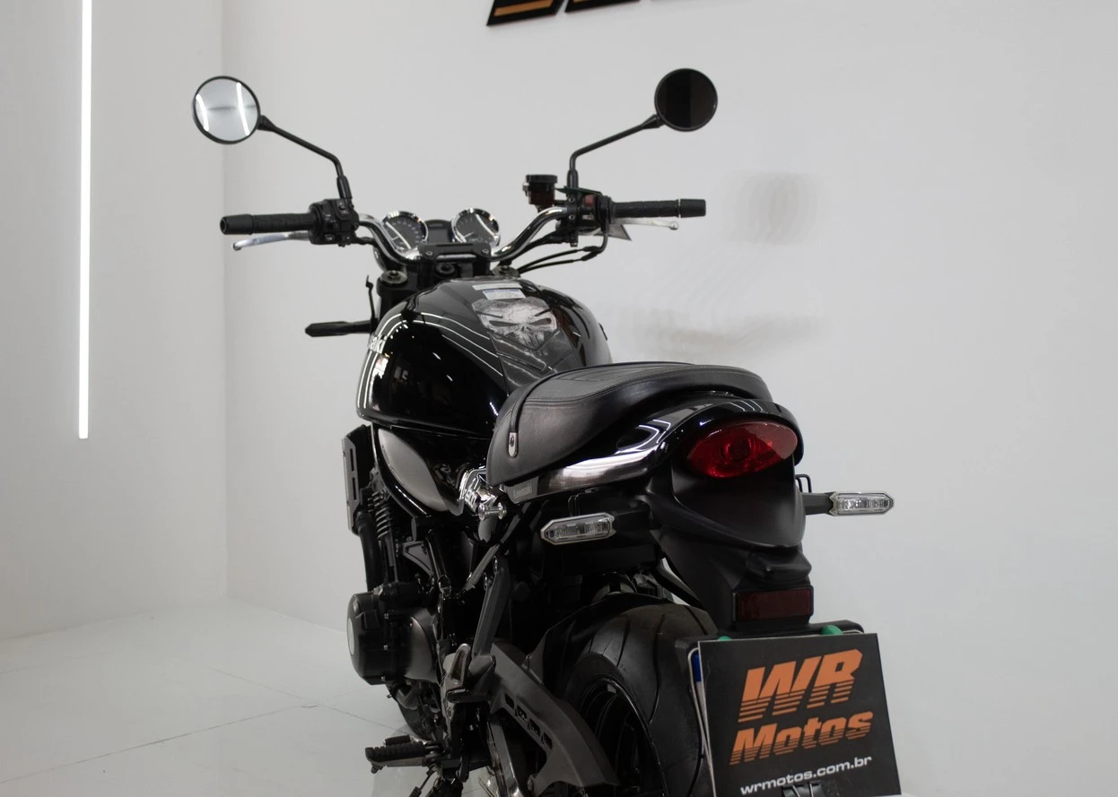 KAWASAKI Z900RS