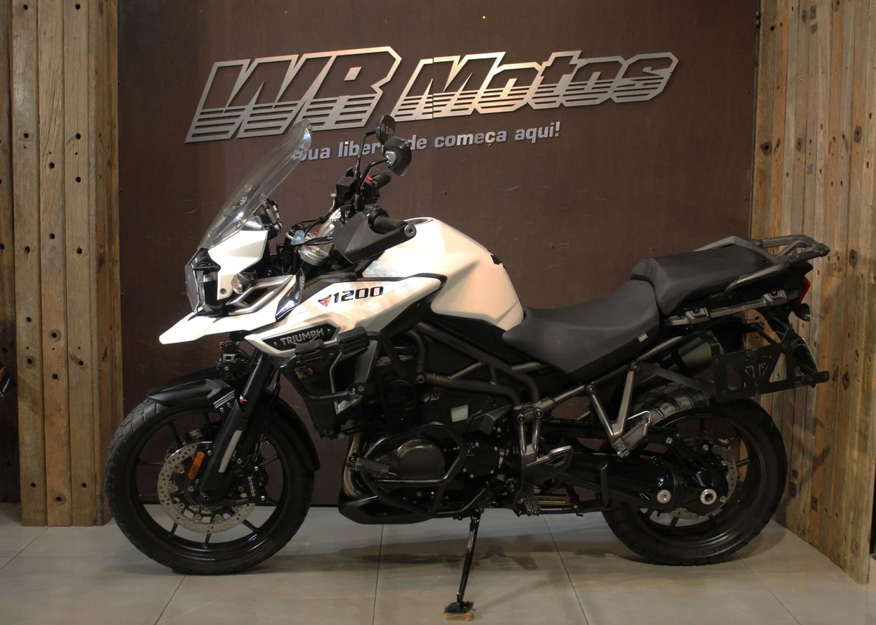 TRIUMPH TIGER 1200 XR