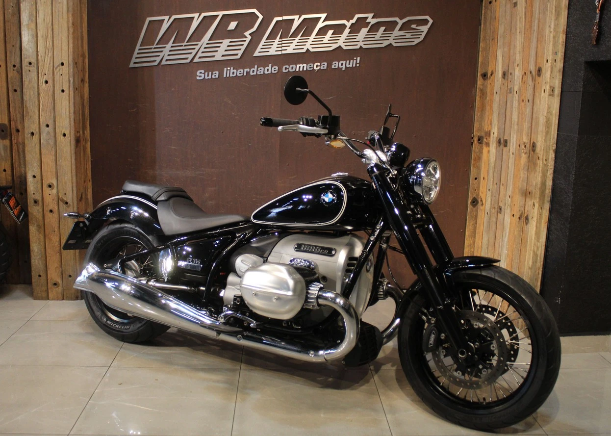 BMW R 18